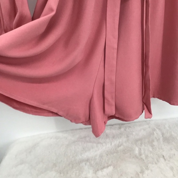 Altar’d State Women’s Belted Romper L/S Pink Salmon Casual Spring NWT Size L - Picture 6 of 9